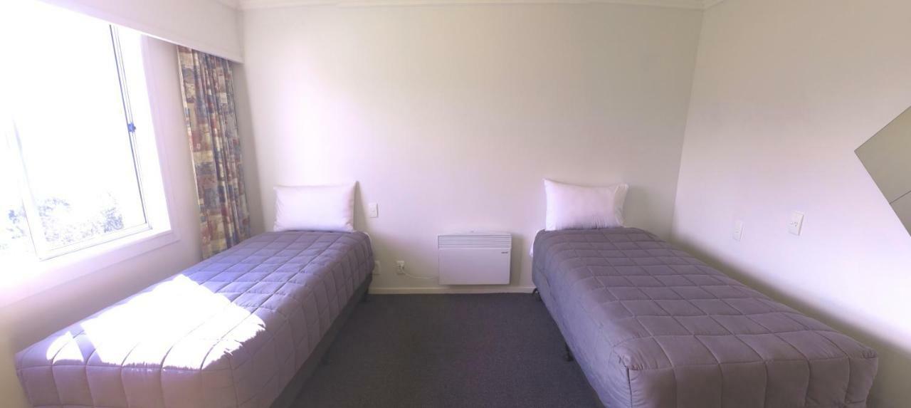 Lone Moose Backpackers Hostel Te Anau Kamer foto